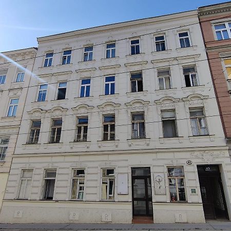Hernals.Aparts Wien Exteriör bild